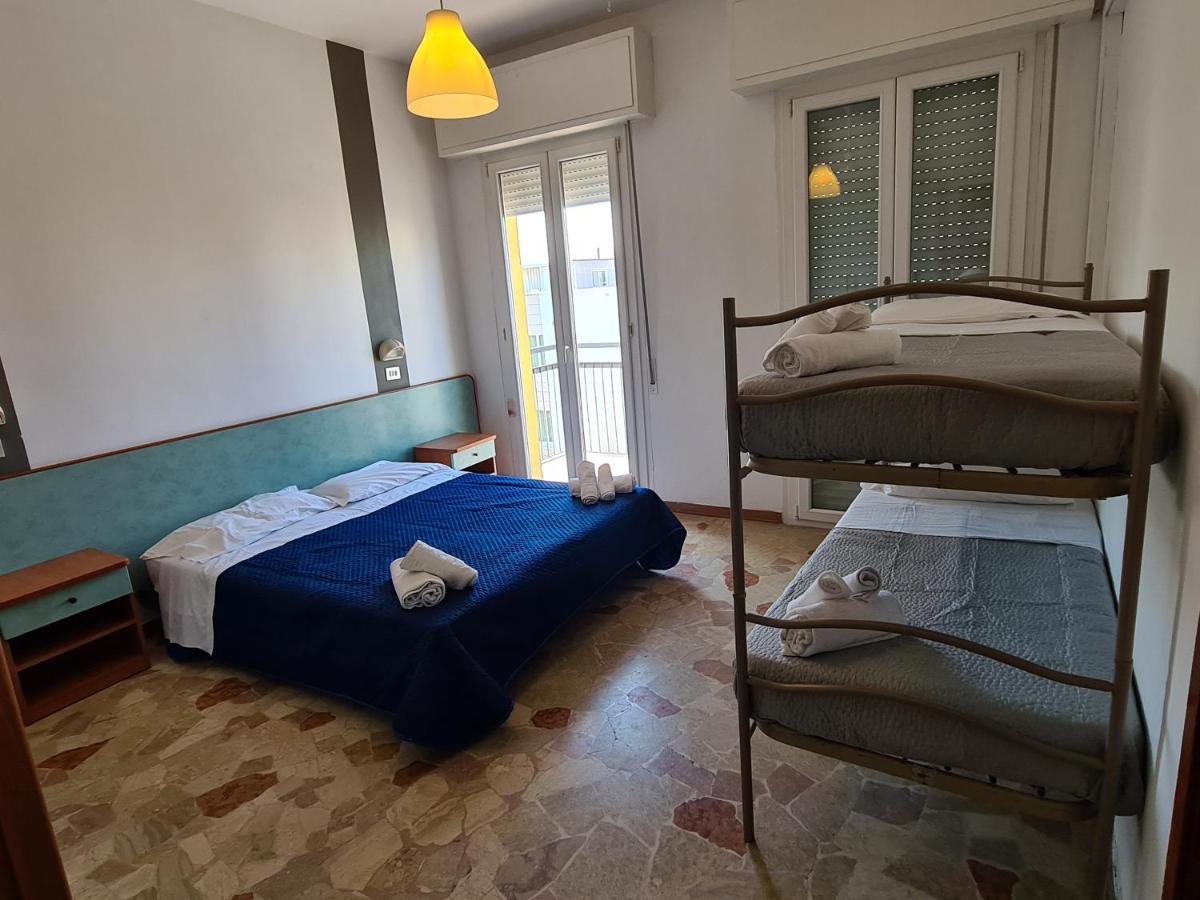 Hotel Ariosto Ρίμινι Εξωτερικό φωτογραφία