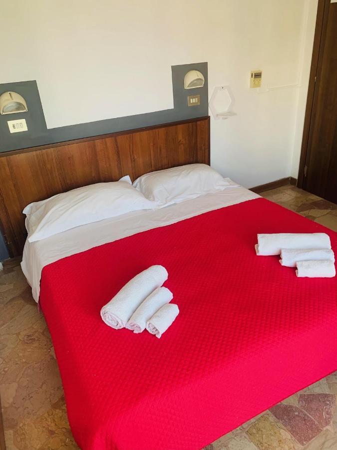 Hotel Ariosto Ρίμινι Εξωτερικό φωτογραφία
