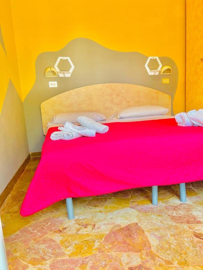 Hotel Ariosto Ρίμινι Εξωτερικό φωτογραφία